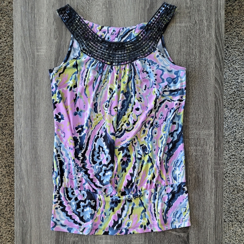 Bwear Top - Picture 1 of 3